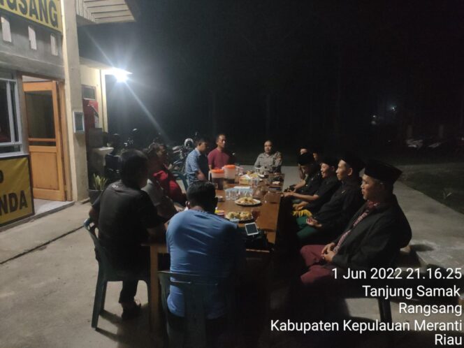 
					Kapolsek Simamora Ngobar Bersama Komunitas PNNU Rangsang.