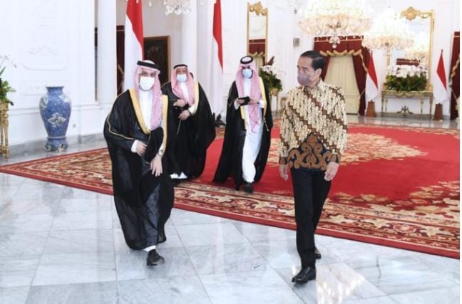 
					Presiden Jokowi Terima Kunjungan Menlu Arab Saudi, Bahas Soal Haji hingga Ekonomi.