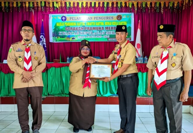 
 Sudandri Lantik Pengurus Mabiran, Kwarran dan DKR Pramuka Merbau
