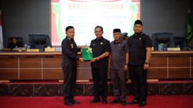 Bupati Asmar Sampaikan LKPJ 2025 di Paripurna DPRD, Soroti Kemajuan Ekonomi Meranti