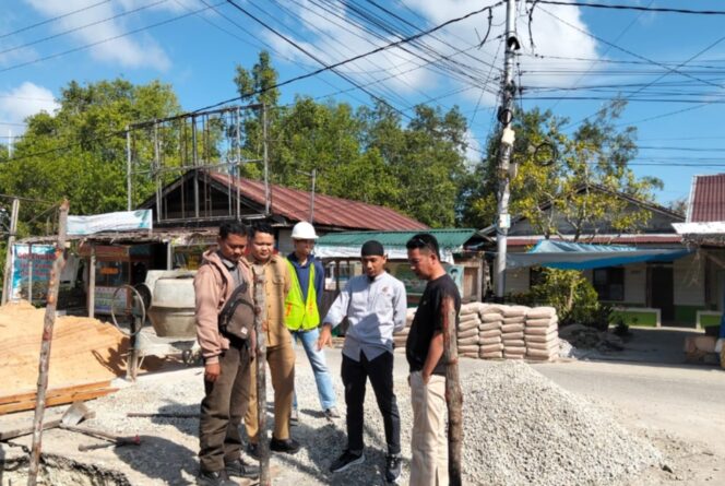 
 Telan Anggaran Rp233,48 Juta, DPRD Meranti Tinjau Pembangunan Duiker Simpang Puskesmas