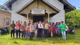 Polsek Rangsang Tanam Pohon Hias di Gereja GPdI, Dorong Kesadaran Peduli Lingkungan