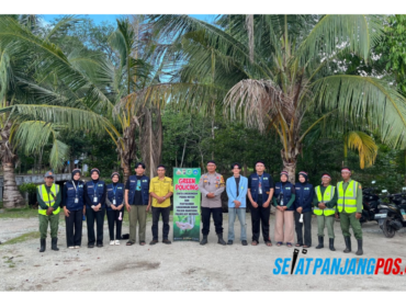 Cegah Abrasi Pulau Terluar, Polisi dan Mahasiswa Tanam Mangrove di Rangsang Pesisir