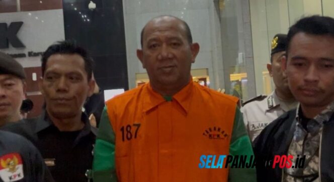 
 KPK Tetapkan Bupati Langkat sebagai Tersangka Usai OTT, Diduga Terima Suap Proyek dan Gratifikasi