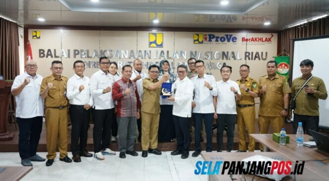 
 Tiga Ruas Jalan Diusulkan Jadi Jalan Nasional, Pemkab Meranti Temui BPJN Riau