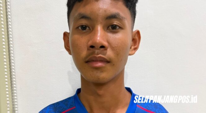
 Pesepak Bola Asal Meranti Siap Tampil di Liga Top Skor Nasional