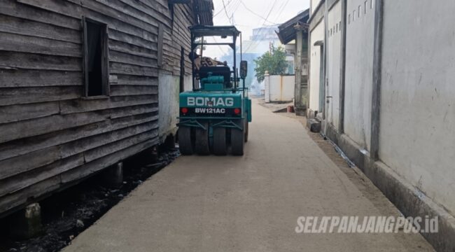 Foto : Proyek Peningkatan jalan panggaram Selatpanjang Kota