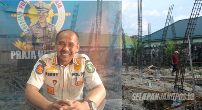 
 Sekretaris Satpol-PP dan Damkar Kabupaten Kepulauan Meranti, Ferry