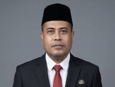 Plt Kepala Diskominfotiksan Kabupaten Kepulauan Meranti, Sukri
