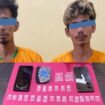 Dua terduga pengedar narkotika berinisial WI dan T diamankan Satresnarkoba Polres Kepulauan Meranti. Polisi turut menyita 22 paket diduga sabu dengan berat kotor sekitar 3,18 gram serta sejumlah barang bukti lainnya.