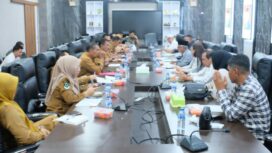 Pimpinan dan anggota DPRD Kepulauan Meranti bersama sejumlah OPD menggelar rapat membahas fenomena LGBT serta langkah pembinaan dan pengawasan terhadap remaja, Senin (12/10/2026).