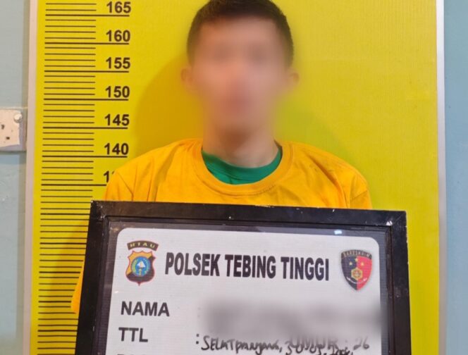 
 Lagi Siapkan Paket Sabu, Pria di Selatpanjang Diciduk Polsek Tebing Tinggi
